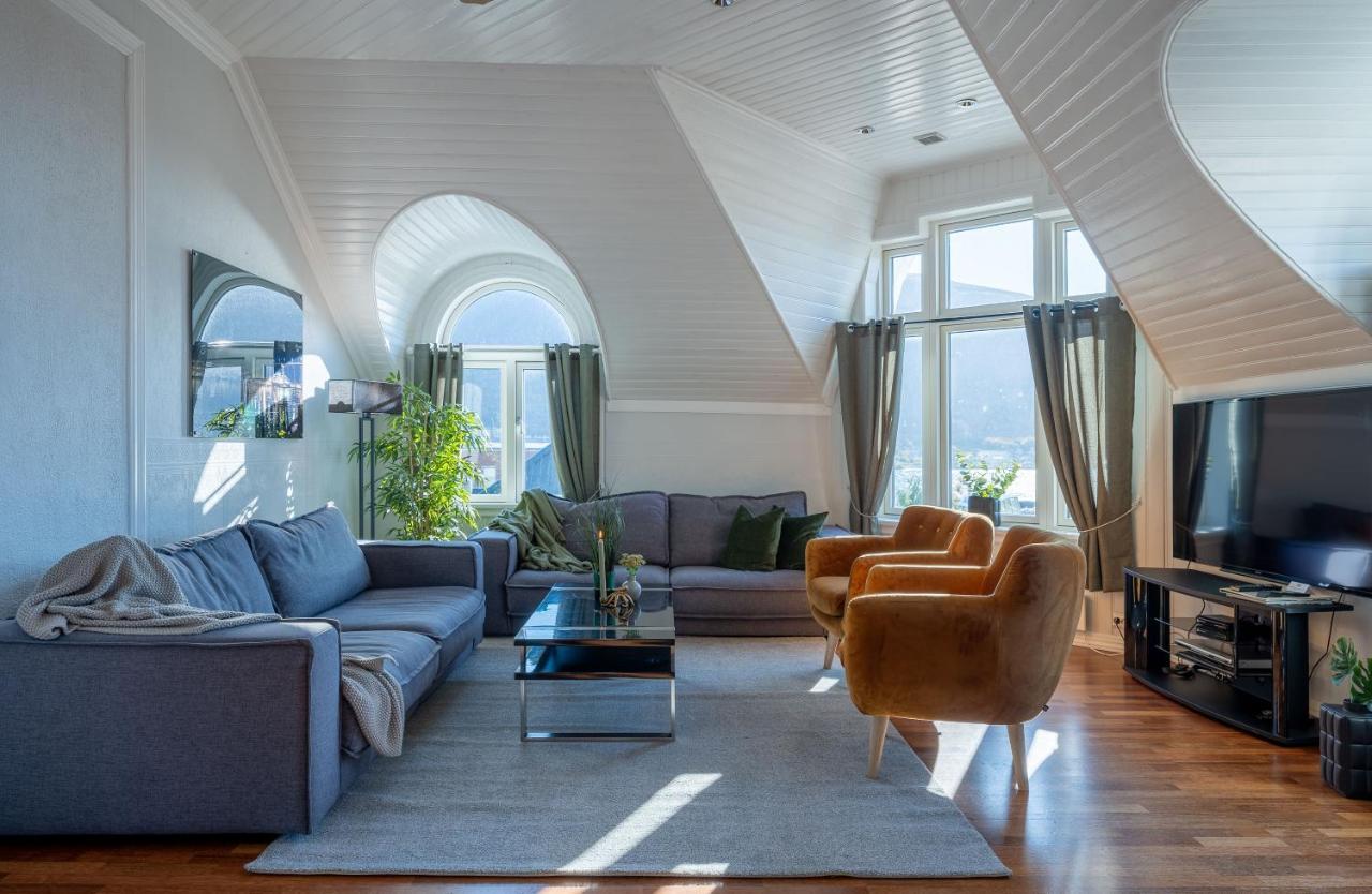 Enter Tromso - Exclusive 4 Bedroom Villa Exterior photo